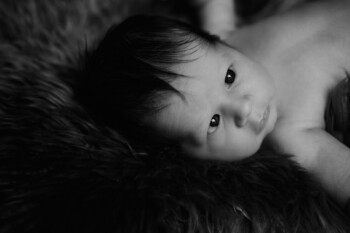 Baby Fotograf Basel Newborn Fotoshooting Neugeborene Fotoshooting beim Kunden in Basel