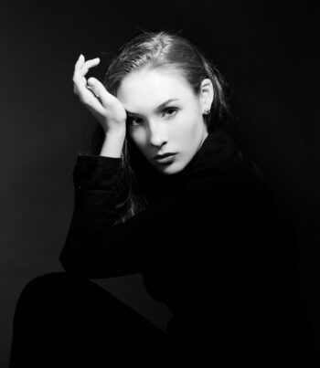 Sedcard Fotoshooting Professionell Models Foto Shooting Portrait Fashion Fotoshooting Sedcard Models Modelshooting by Beauty Portraits Studio